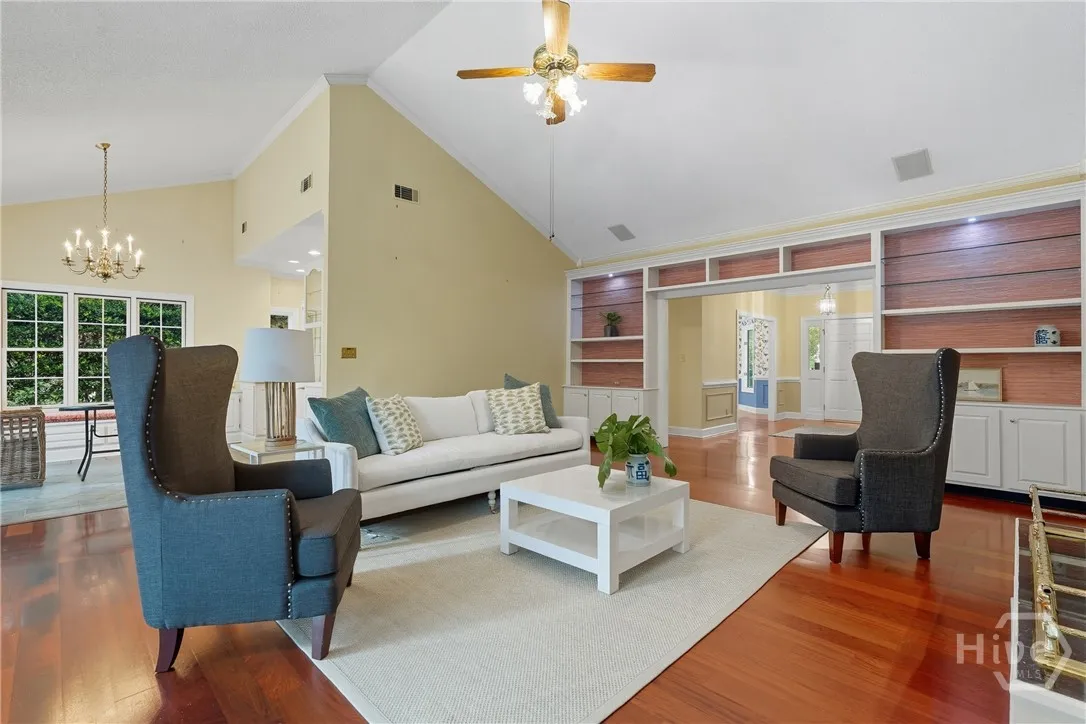 Savannah, Georgia 31411, United States, 4 Bedrooms Bedrooms, ,4 BathroomsBathrooms,Residential,Pending,223301