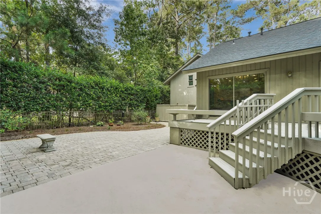 Savannah, Georgia 31411, United States, 4 Bedrooms Bedrooms, ,4 BathroomsBathrooms,Residential,Pending,223301