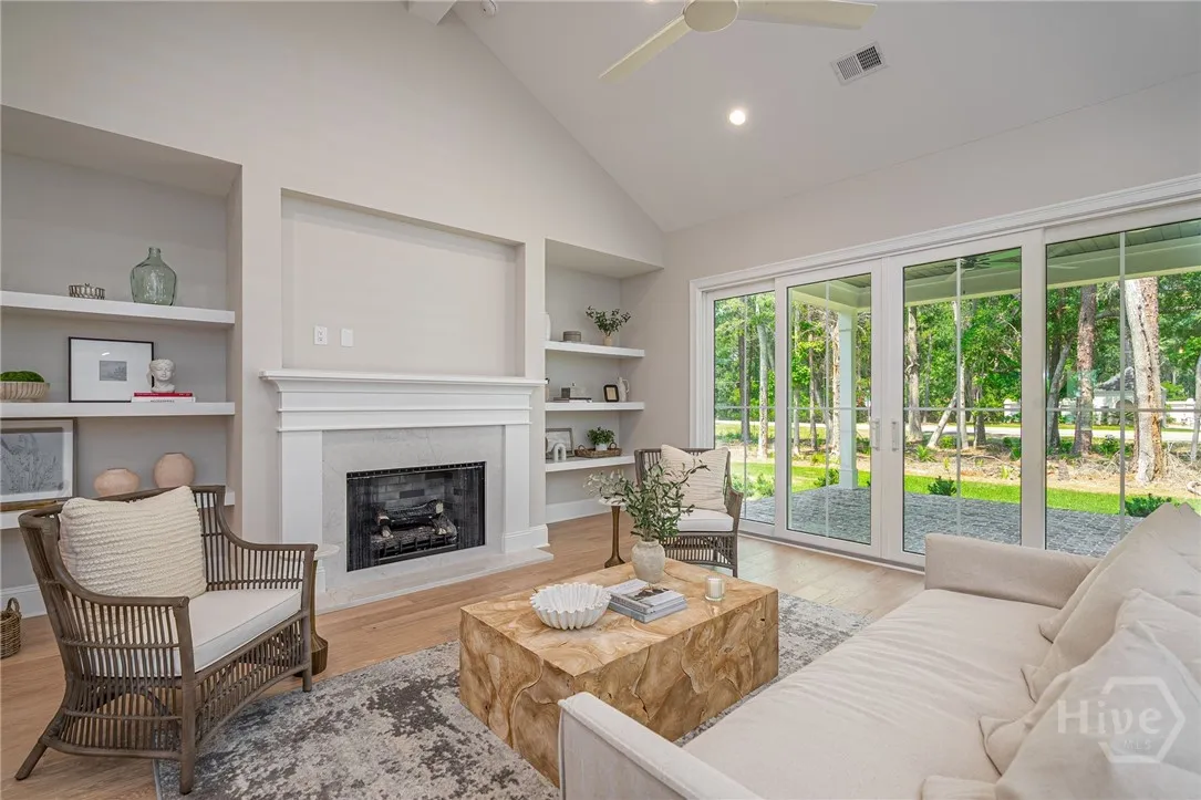 Savannah, Georgia 31411, United States, 4 Bedrooms Bedrooms, ,4 BathroomsBathrooms,Residential,Active,130991