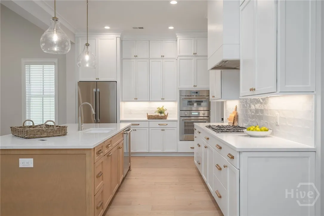 Savannah, Georgia 31411, United States, 4 Bedrooms Bedrooms, ,4 BathroomsBathrooms,Residential,Active,130991