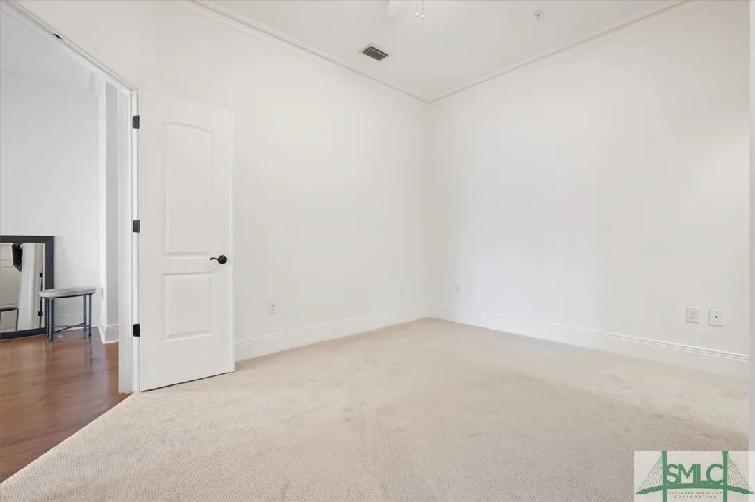 Savannah, Georgia 31401, United States, 2 Bedrooms Bedrooms, ,2 BathroomsBathrooms,Residential,Pending,40842