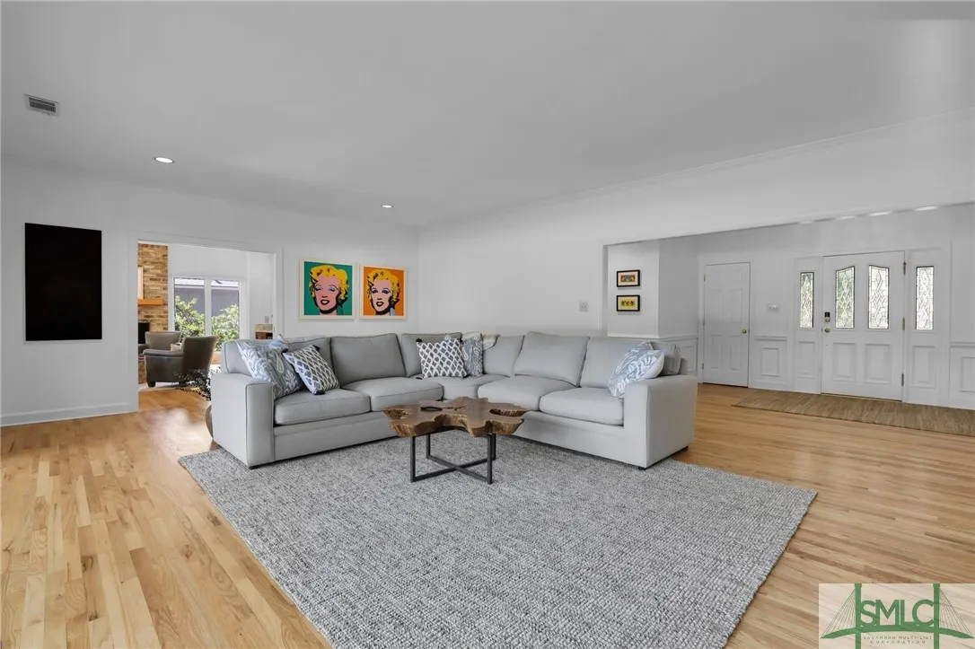 Savannah, Georgia 31411, United States, 3 Bedrooms Bedrooms, ,4 BathroomsBathrooms,Residential,Pending,9200