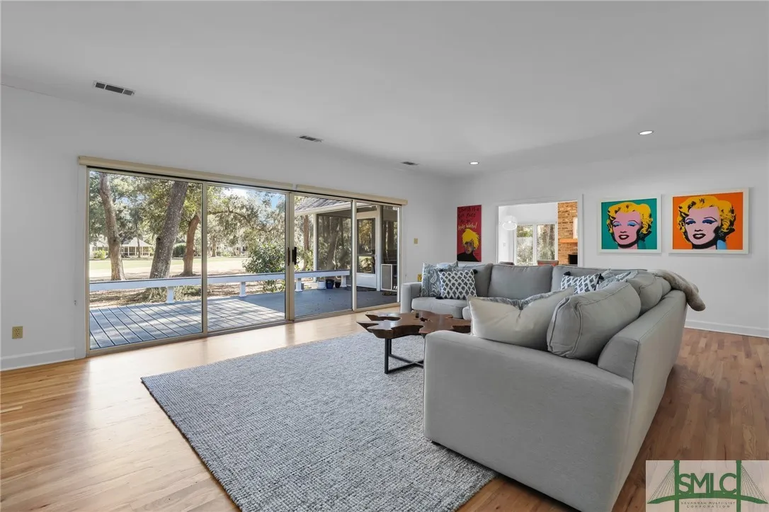 Savannah, Georgia 31411, United States, 3 Bedrooms Bedrooms, ,4 BathroomsBathrooms,Residential,Pending,9200