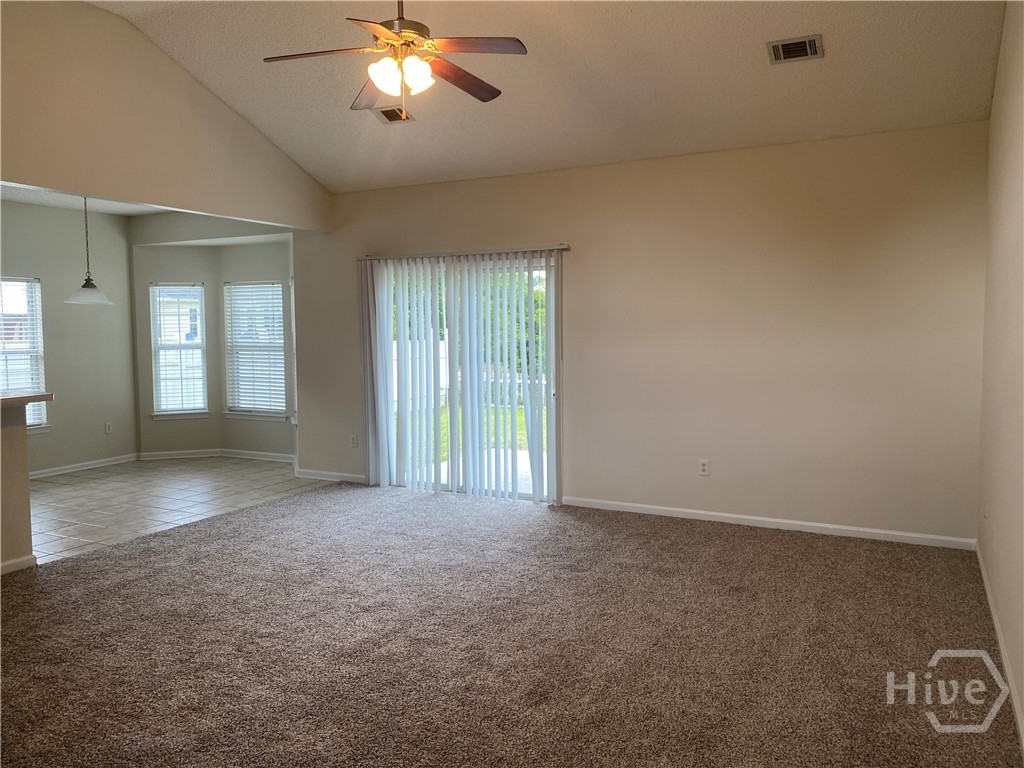 533 Amsonia Circle