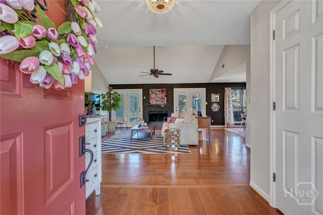 102 Phyllis Drive