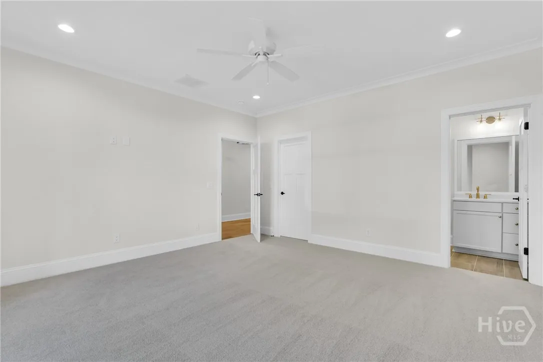 Savannah, Georgia 31411, United States, 3 Bedrooms Bedrooms, ,4 BathroomsBathrooms,Residential,Active,131047