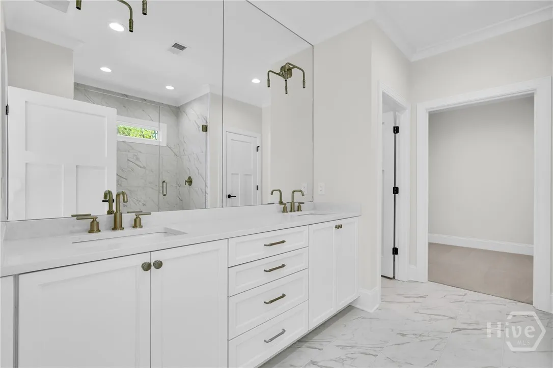 Savannah, Georgia 31411, United States, 3 Bedrooms Bedrooms, ,4 BathroomsBathrooms,Residential,Active,131047