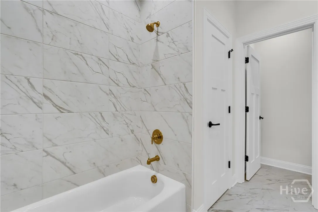 Savannah, Georgia 31411, United States, 3 Bedrooms Bedrooms, ,4 BathroomsBathrooms,Residential,Active,131047