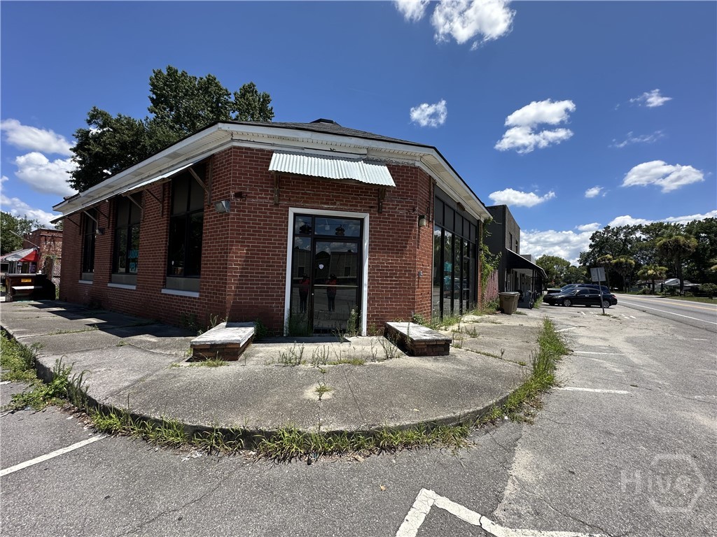 711 Crossgate Road