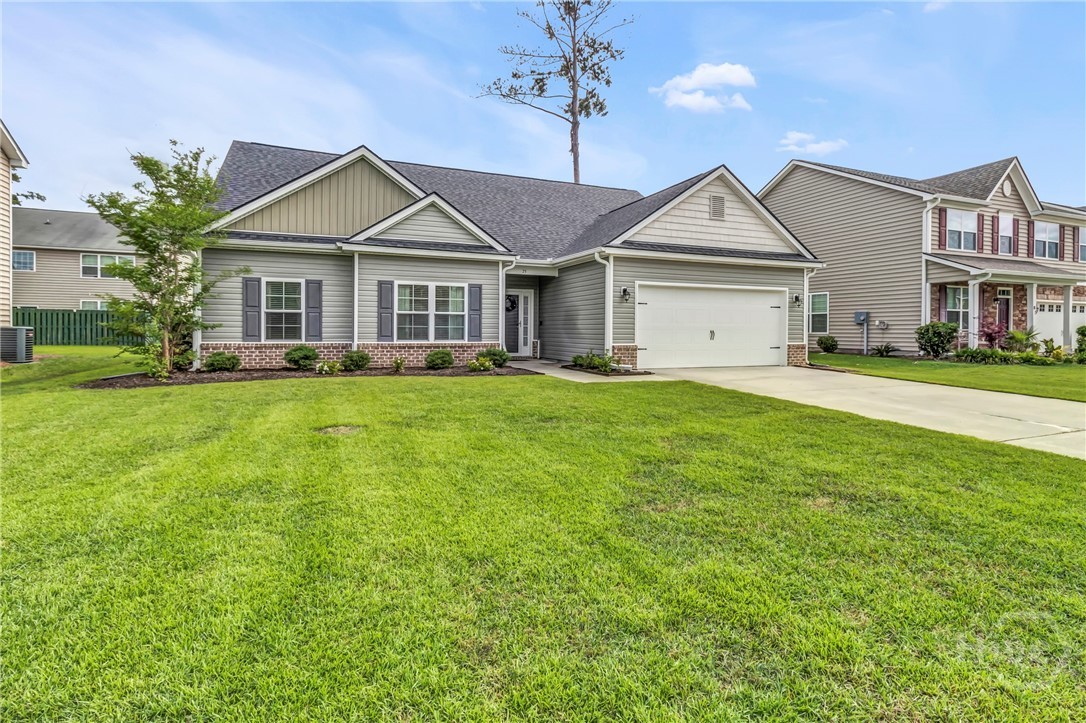 75 Glen Way