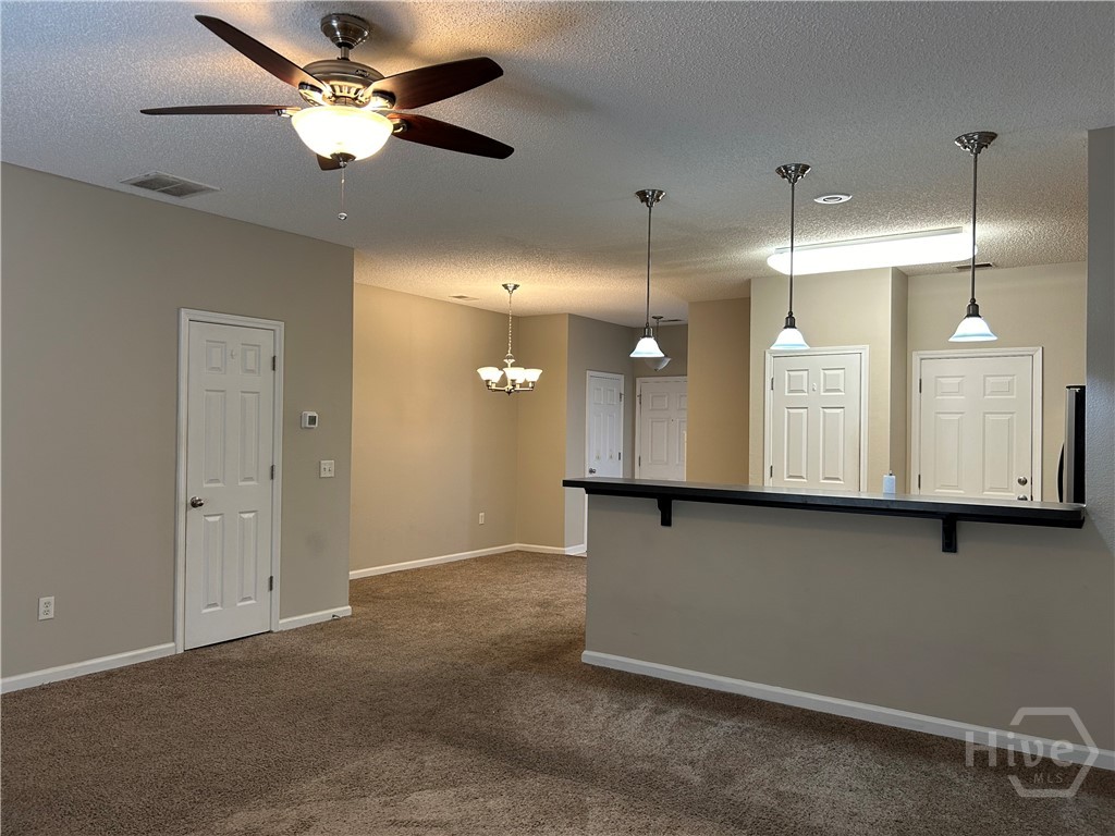 555 Canyon Oak Loop