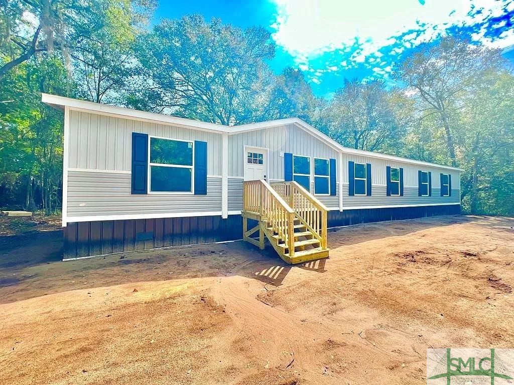 Photo 1 of 18 of 3667 Hwy 84 East Road mobile home