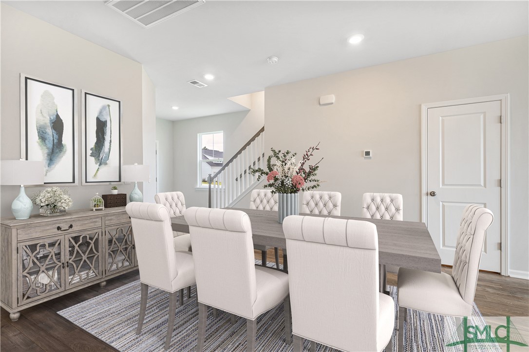 79 Woodbury Lane