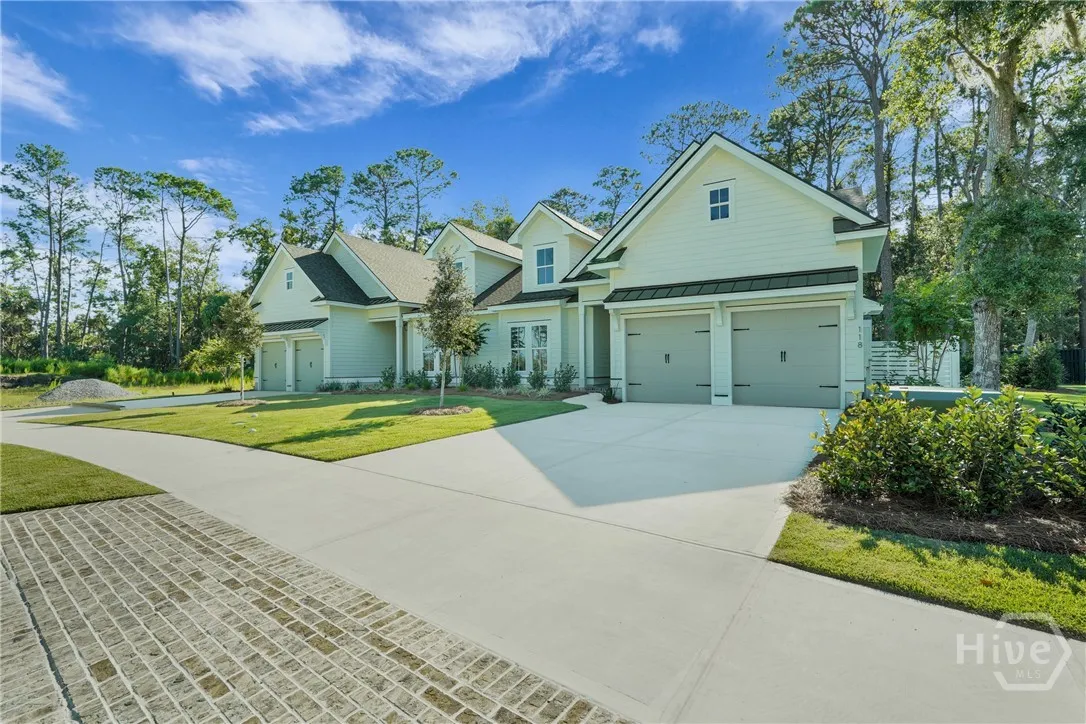 Savannah, Georgia 31411, United States, 3 Bedrooms Bedrooms, ,4 BathroomsBathrooms,Residential,Active,131032