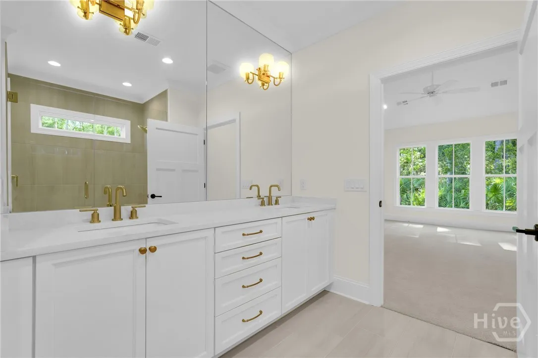 Savannah, Georgia 31411, United States, 3 Bedrooms Bedrooms, ,4 BathroomsBathrooms,Residential,Active,131032