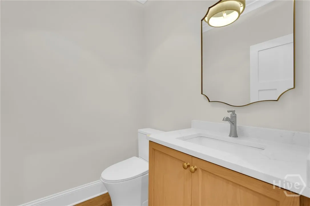 Savannah, Georgia 31411, United States, 3 Bedrooms Bedrooms, ,4 BathroomsBathrooms,Residential,Active,131032