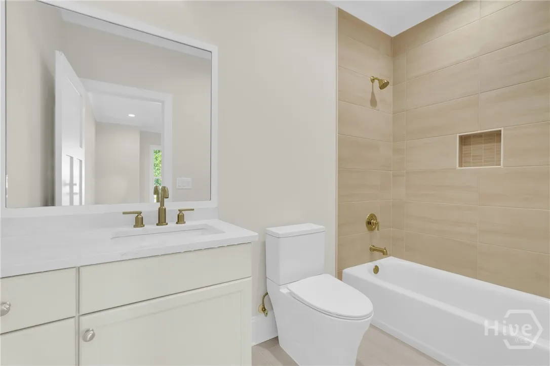 Savannah, Georgia 31411, United States, 3 Bedrooms Bedrooms, ,4 BathroomsBathrooms,Residential,Active,131032