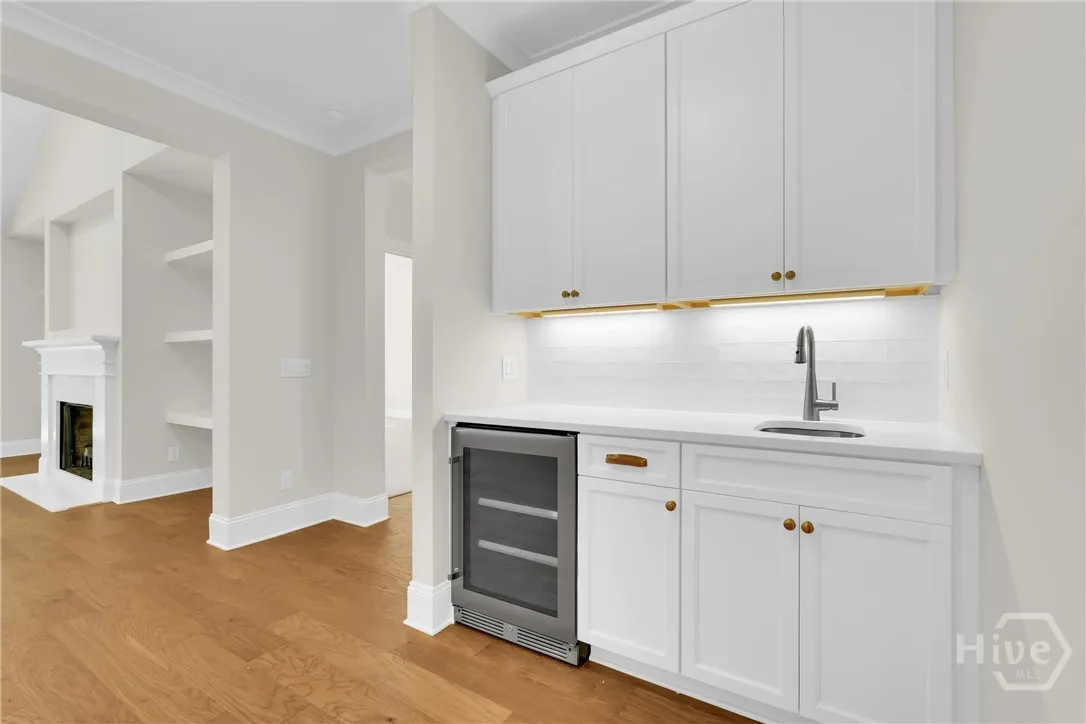 Savannah, Georgia 31411, United States, 3 Bedrooms Bedrooms, ,4 BathroomsBathrooms,Residential,Active,131032