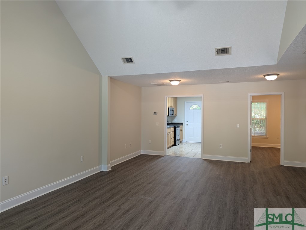 130 Lakeview Commons Drive
