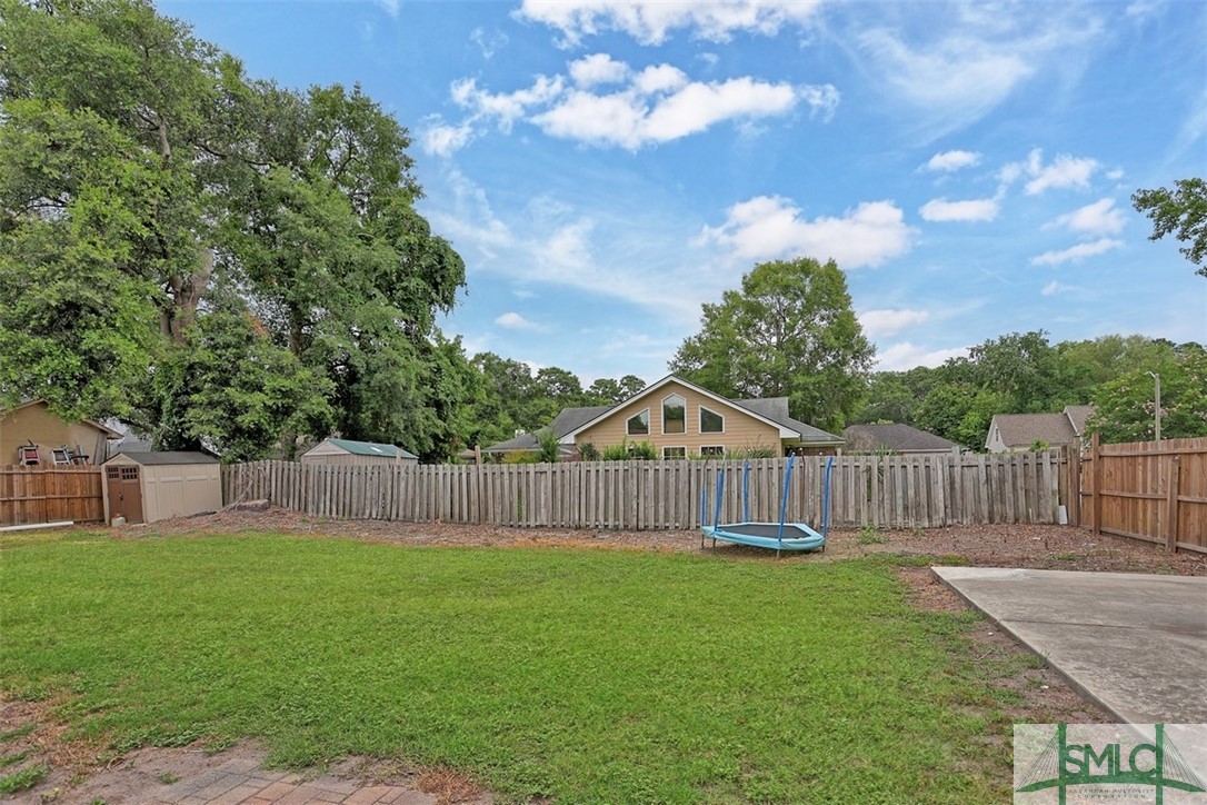 Photo 5 of 6 of 102 N Nicholson Circle house