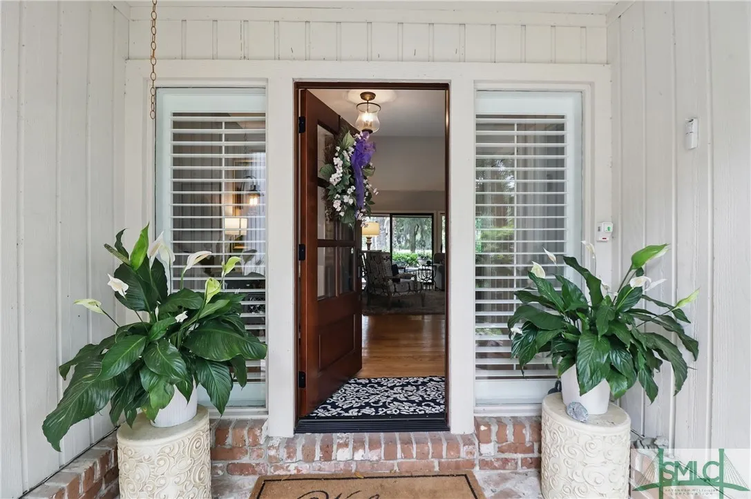 Savannah, Georgia 31411, United States, 3 Bedrooms Bedrooms, ,3 BathroomsBathrooms,Residential,Pending,127418