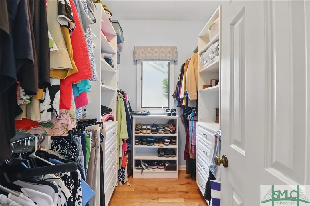 Savannah, Georgia 31411, United States, 3 Bedrooms Bedrooms, ,3 BathroomsBathrooms,Residential,Pending,127418