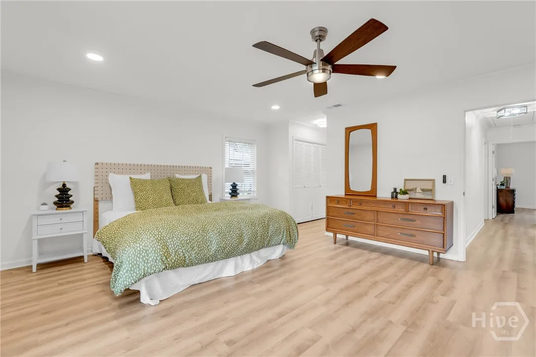 Savannah, Georgia 31411, United States, 4 Bedrooms Bedrooms, ,3 BathroomsBathrooms,Residential,Pending,195688