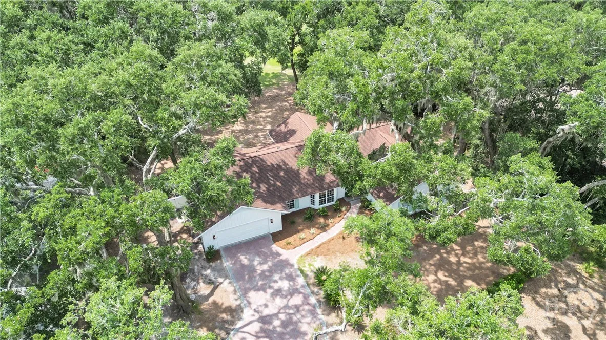 Savannah, Georgia 31411, United States, 4 Bedrooms Bedrooms, ,3 BathroomsBathrooms,Residential,Pending,195688