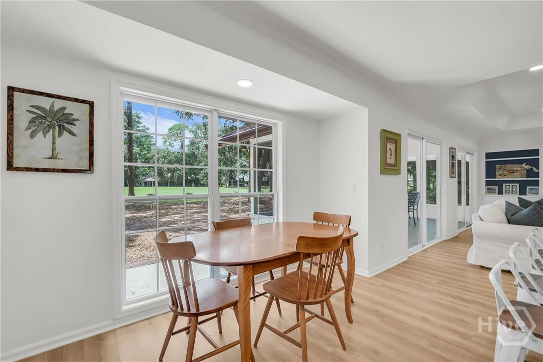 Savannah, Georgia 31411, United States, 4 Bedrooms Bedrooms, ,3 BathroomsBathrooms,Residential,Pending,195688