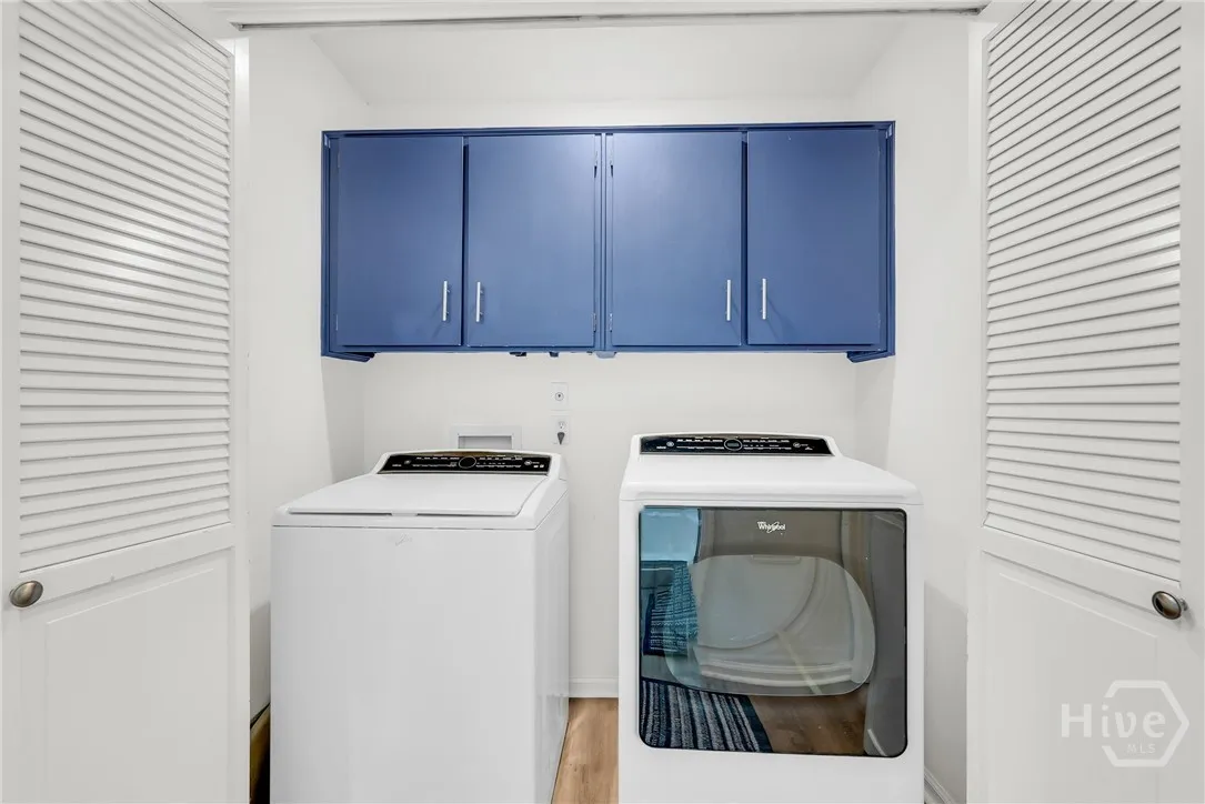 Savannah, Georgia 31411, United States, 4 Bedrooms Bedrooms, ,3 BathroomsBathrooms,Residential,Pending,195688