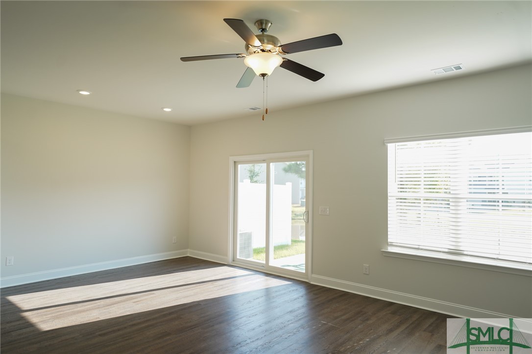 492 Governor Treutlen Circle