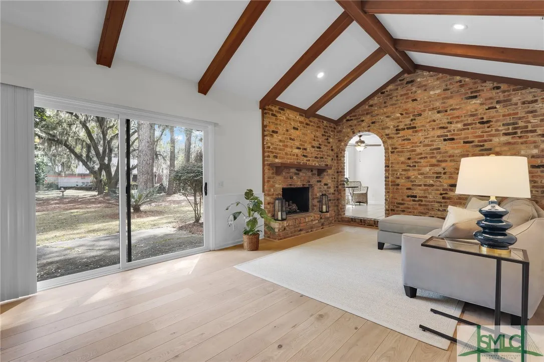 Savannah, Georgia 31411, United States, 3 Bedrooms Bedrooms, ,2 BathroomsBathrooms,Residential,Active,815