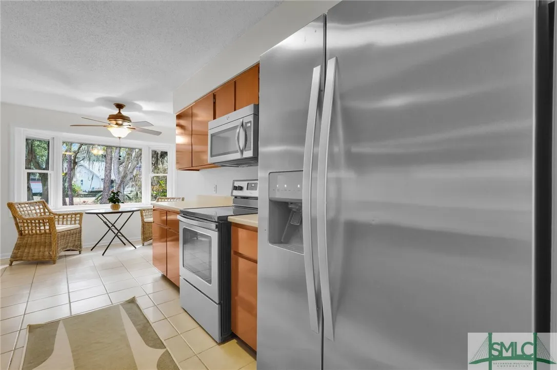 Savannah, Georgia 31411, United States, 3 Bedrooms Bedrooms, ,2 BathroomsBathrooms,Residential,Active,815