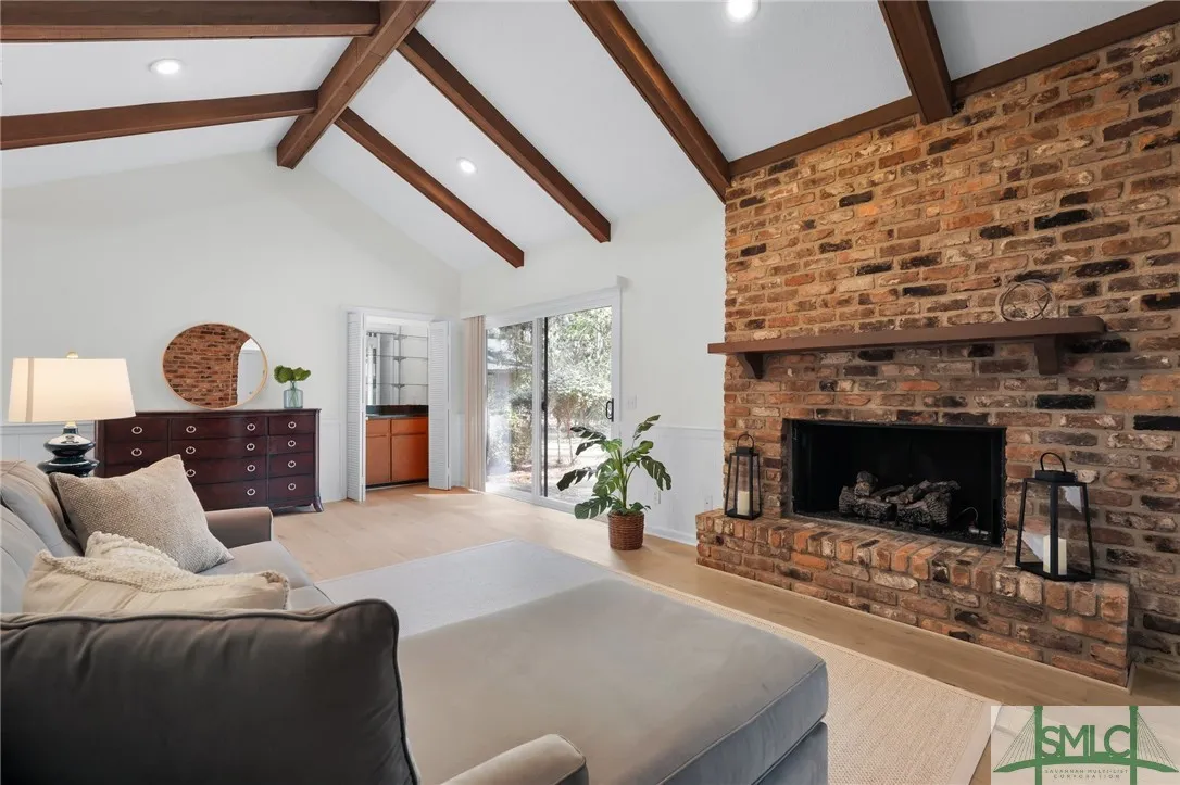 Savannah, Georgia 31411, United States, 3 Bedrooms Bedrooms, ,2 BathroomsBathrooms,Residential,Active,815