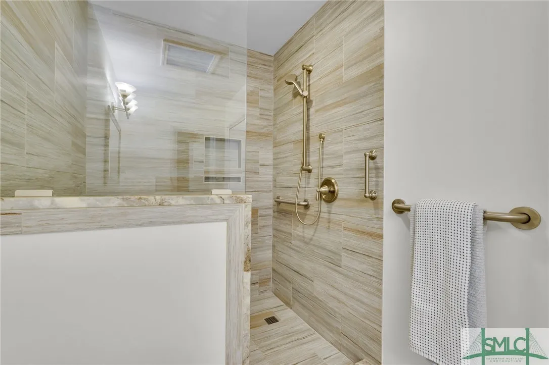 Savannah, Georgia 31411, United States, 3 Bedrooms Bedrooms, ,2 BathroomsBathrooms,Residential,Active,815