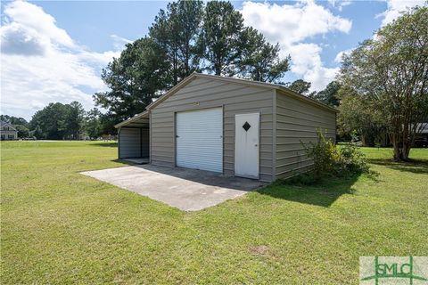 A home in Glennville