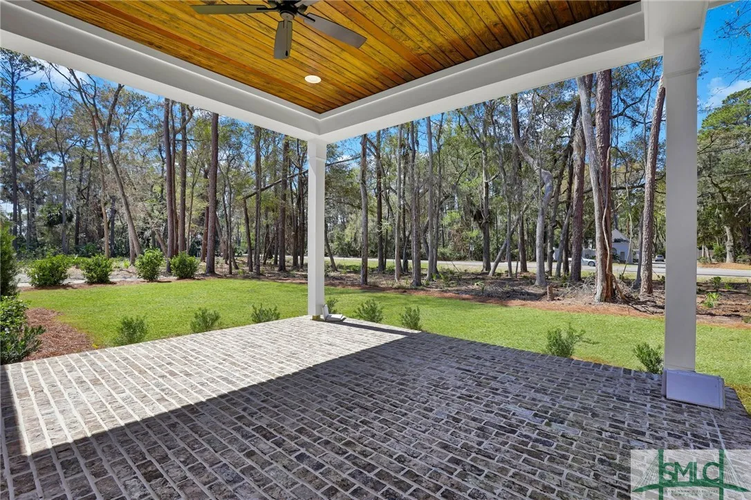 Savannah, Georgia 31411, United States, 3 Bedrooms Bedrooms, ,4 BathroomsBathrooms,Residential,Active,99185