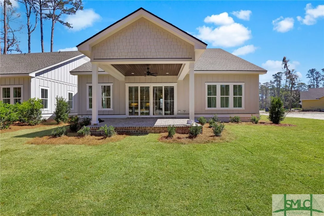 Savannah, Georgia 31411, United States, 3 Bedrooms Bedrooms, ,4 BathroomsBathrooms,Residential,Active,99185