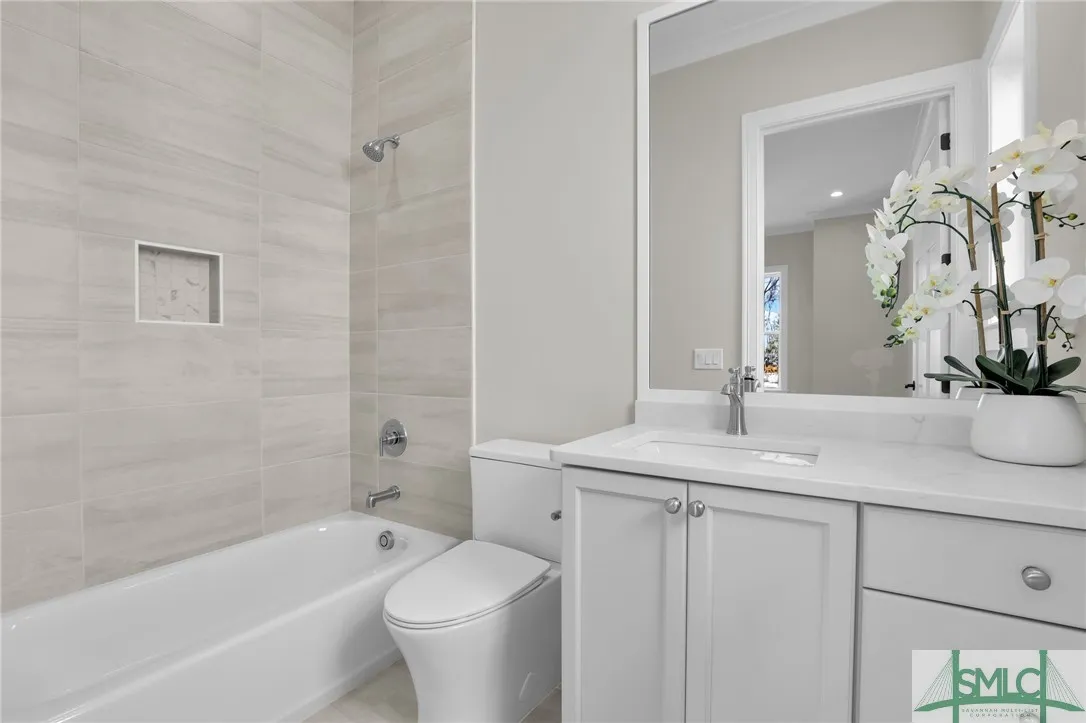 Savannah, Georgia 31411, United States, 3 Bedrooms Bedrooms, ,4 BathroomsBathrooms,Residential,Active,99185