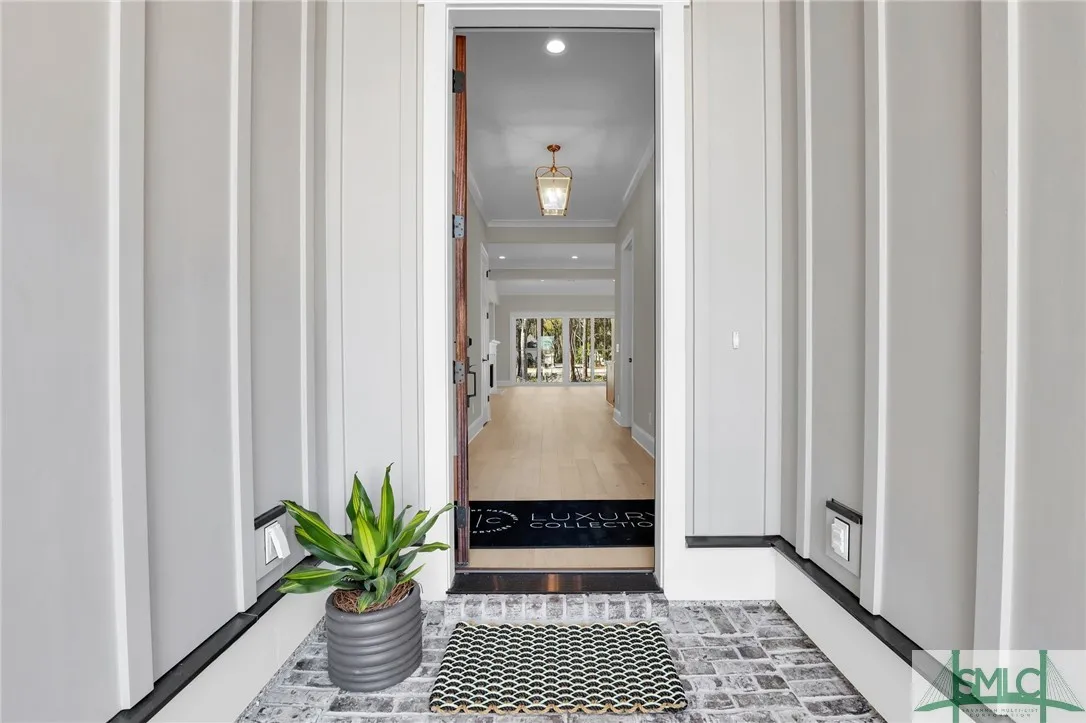 Savannah, Georgia 31411, United States, 3 Bedrooms Bedrooms, ,4 BathroomsBathrooms,Residential,Active,99185