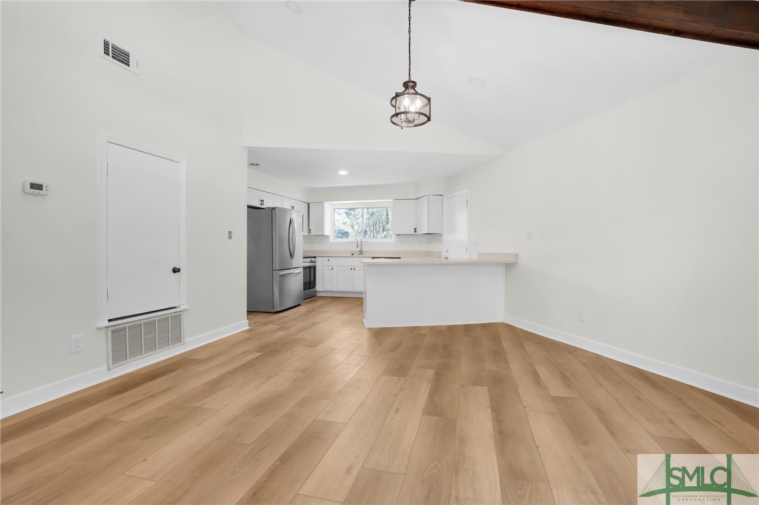 286 Cushing Drive