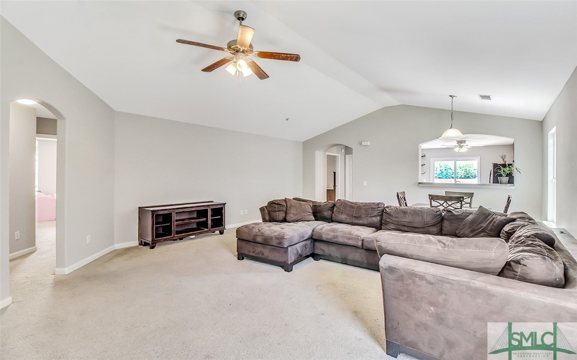116 Lakepointe Drive
