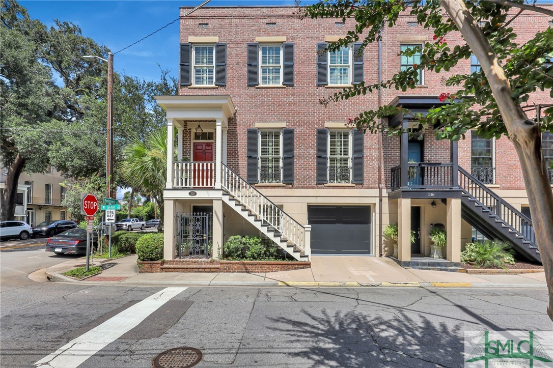 View Savannah, GA 31401 townhome