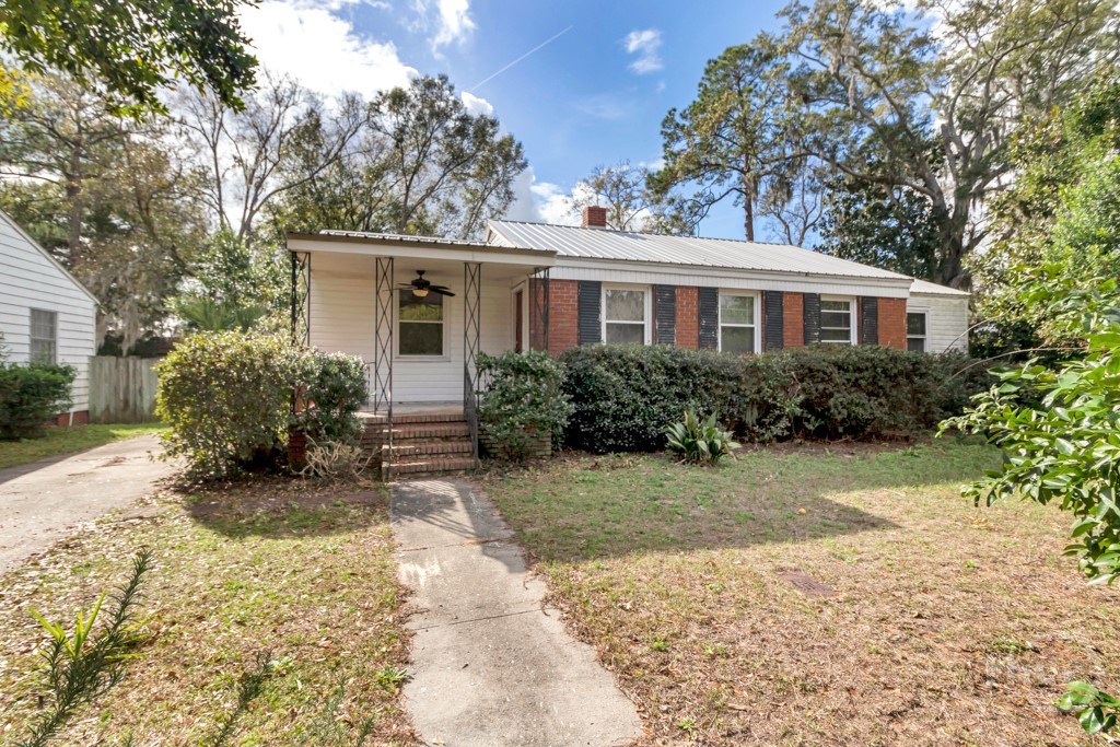 23 N Parkwood Drive
