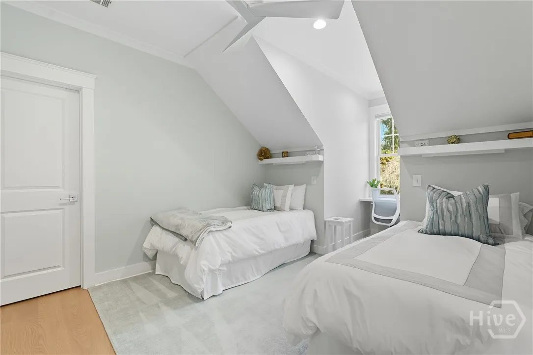 Savannah, Georgia 31411, United States, 4 Bedrooms Bedrooms, ,5 BathroomsBathrooms,Residential,Active,224297