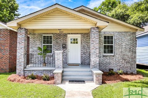 923 W 46th Street, Savannah, GA 31405 - #: 312432