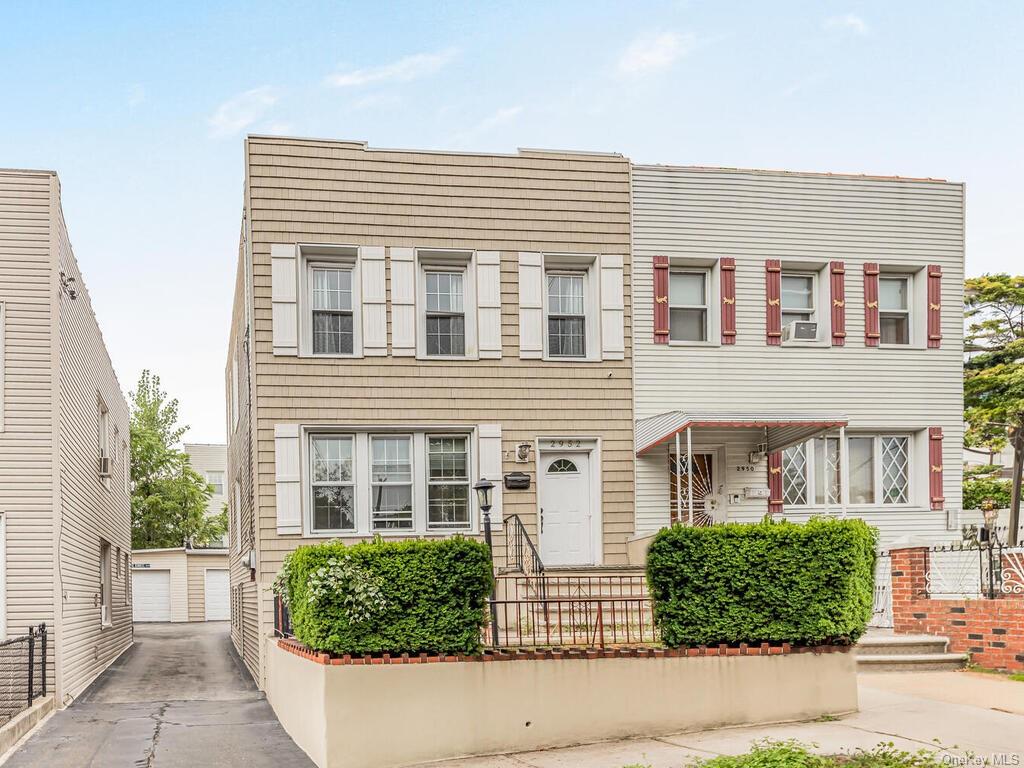 Property for Sale at 2952 Miles Avenue, Bronx, New York - Bedrooms: 5 
Bathrooms: 3  - $829,000