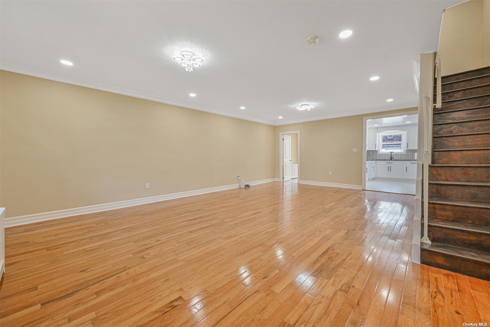 Property for Sale at 17750 Ursina Road, Jamaica, Queens, NY - Bedrooms: 5 
Bathrooms: 3 
Rooms: 7  - $769,000