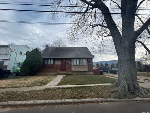 89 Sherman Avenue, Oyster Bay, NY 11714 - MLS#: L3474204