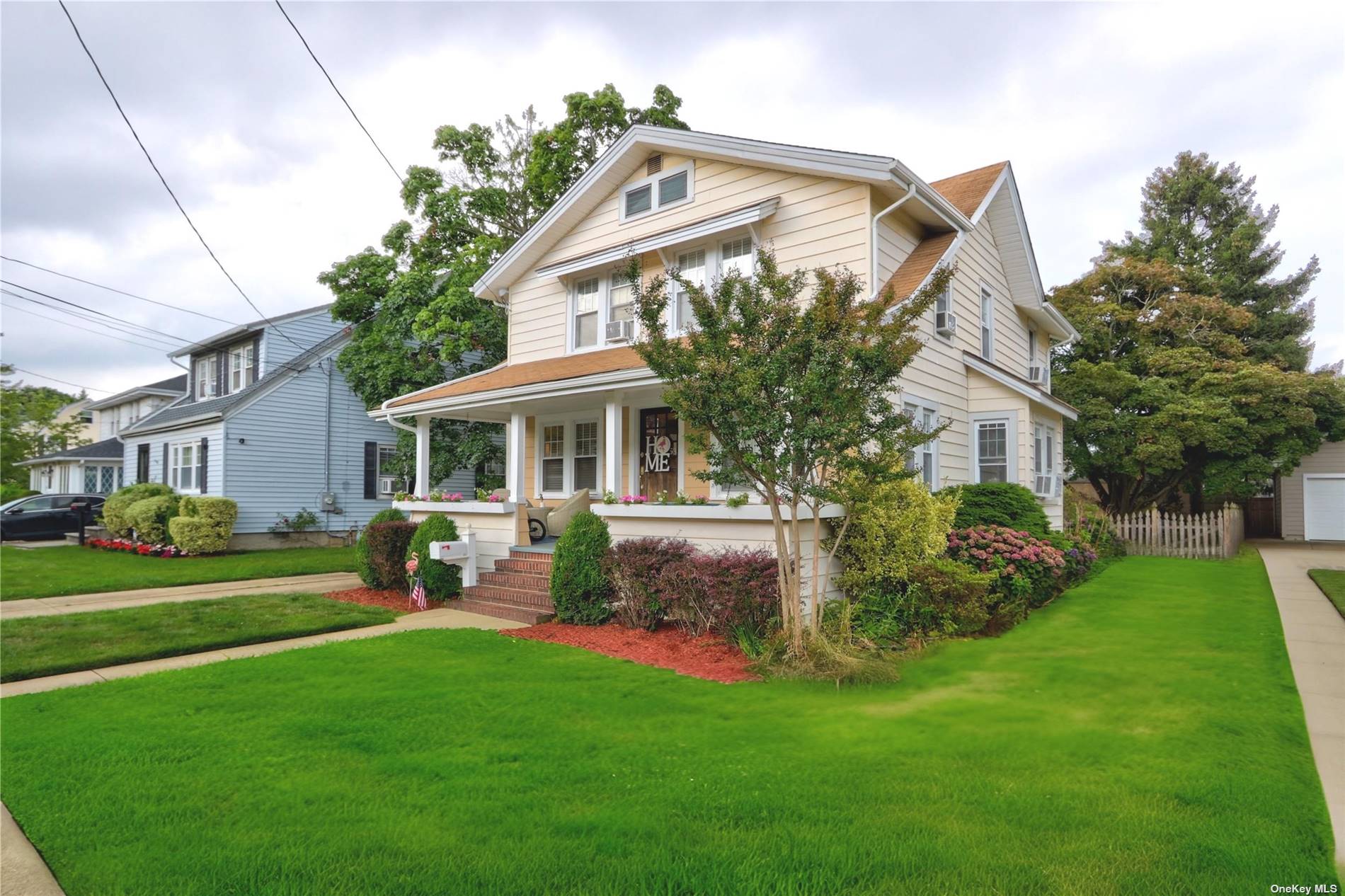 53 Jarvis Place, Lynbrook, New York image 2